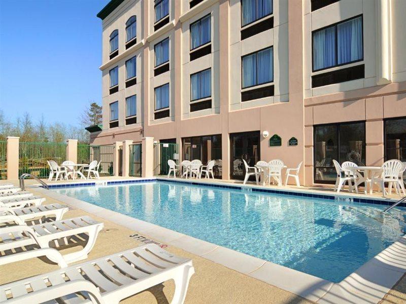Wingate By Wyndham Lagrange Hotel Kültér fotó