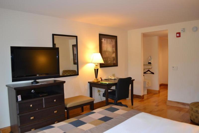 Wingate By Wyndham Lagrange Hotel Kültér fotó