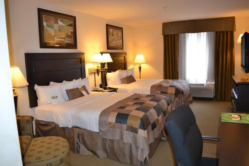 Wingate By Wyndham Lagrange Hotel Kültér fotó